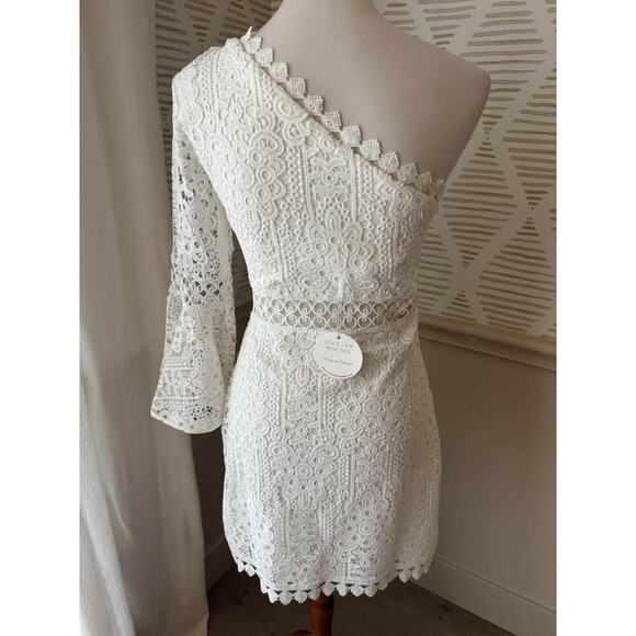 NWT Two Sisters Size 4 Small One Shoulder Bell Sleeve White Lace Mini Dress - Picture 6 of 9